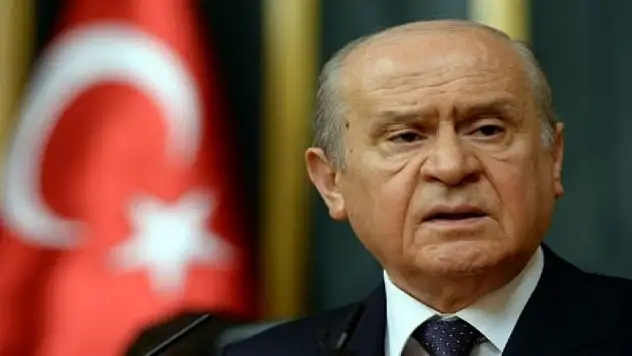 Bahçeli'den, aday adaylarına tek tek FETÖ taraması
