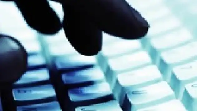 Kaçak angut avcısını 'sosyal medya' ele verdi