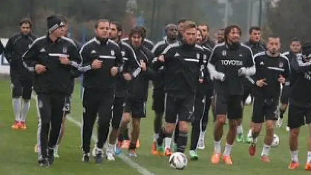 Beşiktaş'ta Oğuzhan Özyakup sevinci