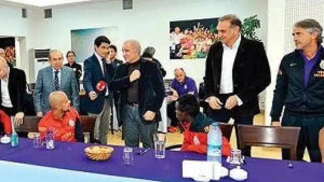 G.Saraylı futbolculara çılgın prim müjdesi