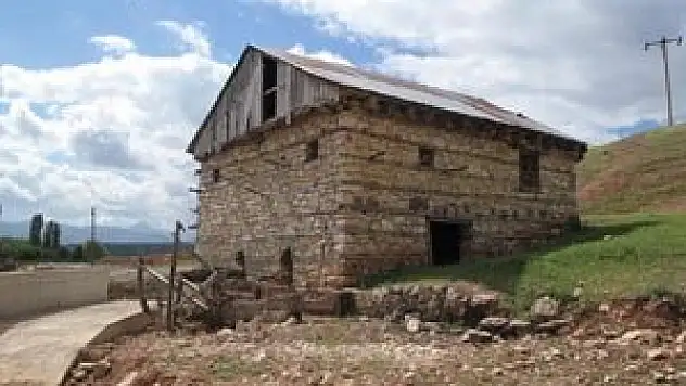 Çok sayıda tarihi köprü ve su değirmeni bulundu