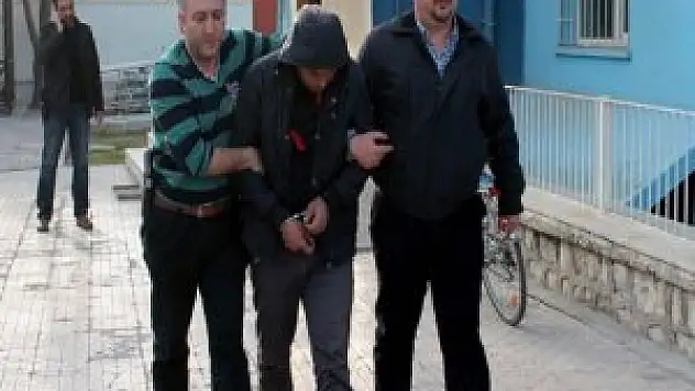 Konya'da yazar kasa hırsızları yakalandı