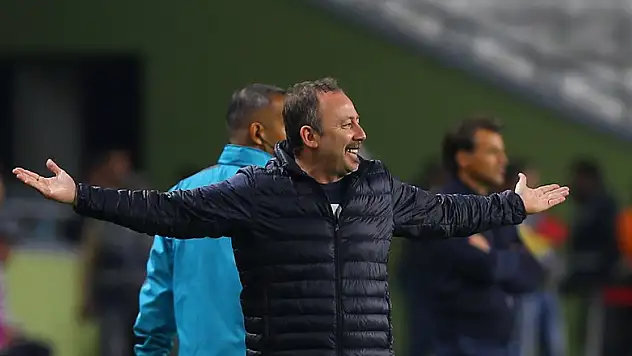 Konyaspor, Sergen Yalçın ile sözleşme uzatacak