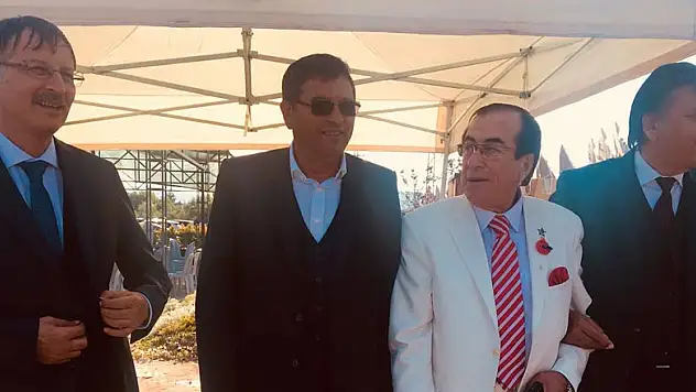 Aslan Korkmaz oğlunu evlendirdi