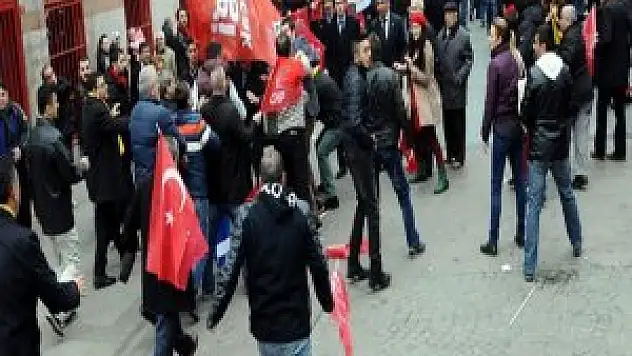 CHP'liler AK Partililere tekme tokat saldırdı