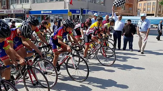 Ilgın belediyesi kriteryum bisiklet yarışına ev sahipliği yaptı