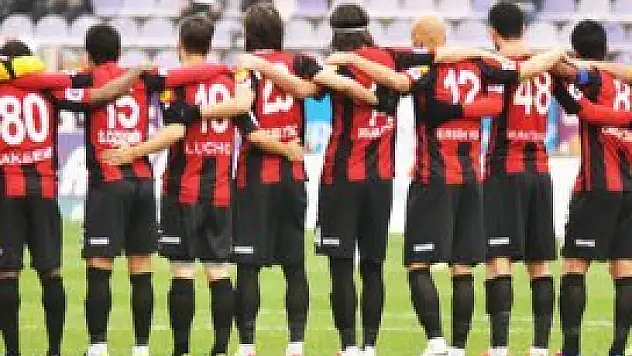 PTT 1.Lig'de görülmemiş protesto!