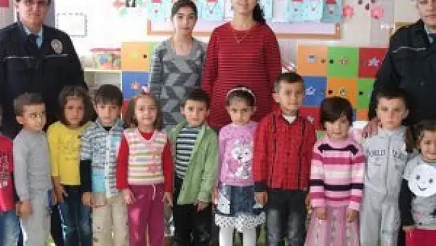 Karapınar'da minik öğrencilere trafik dersi