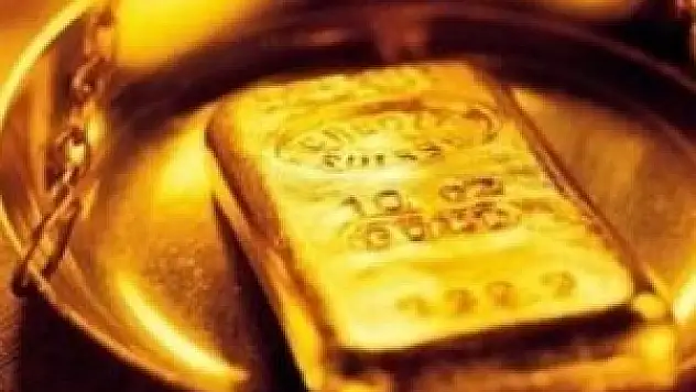 Altın 4 ayın zirvesini test ediyor