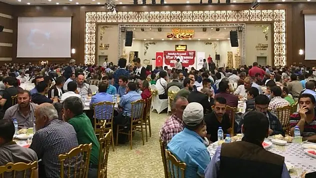 Karatay Belediyesi iftar yemeğinde buluştu