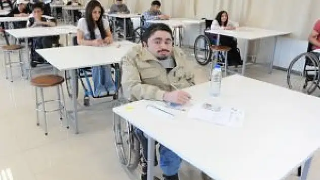 MEB 200 engelli öğretmen alacak