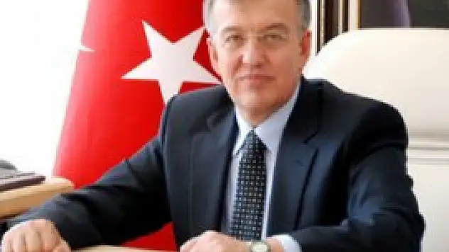 Akşehir Belediyesi'nden çocuklara yarıyıl hediyesi