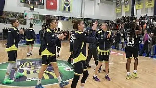 Fenerbahçe grubu yenilgisiz tamamlamayı hedefliyor