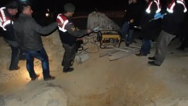 Define çetesi çökertildi