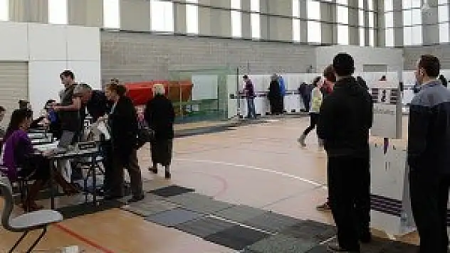 Avustralya'da 2 bin seçmenden mükerrer oy