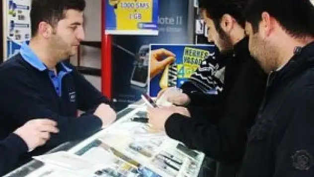 Telefon piyasasında inanılmaz satış!