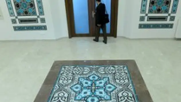 Meclis'teki tabur binasına Osmanlı imzası