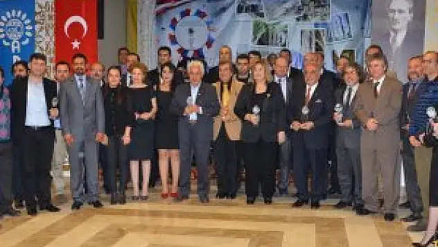 SÜ'ye turizm eğitimi ödülü