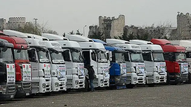 Yardım tırlarının 75'i Suriye'ye ulaştı