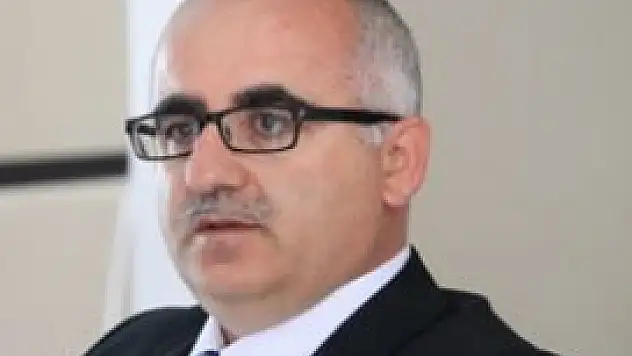 Rektör intihar etti!