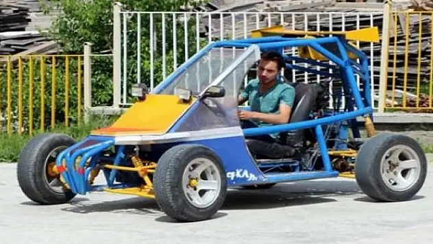 Lise öğrencisi 5 bin liraya arazi aracı yaptı!