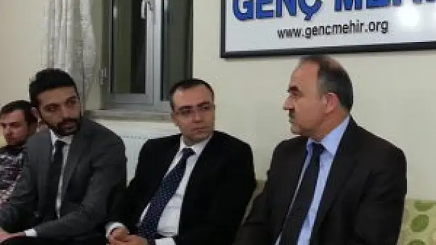 Vali Erol, Genç Mehir'e konuk oldu