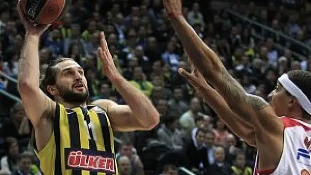 Fenerbahçe Ülker Olympiakos'u yendi