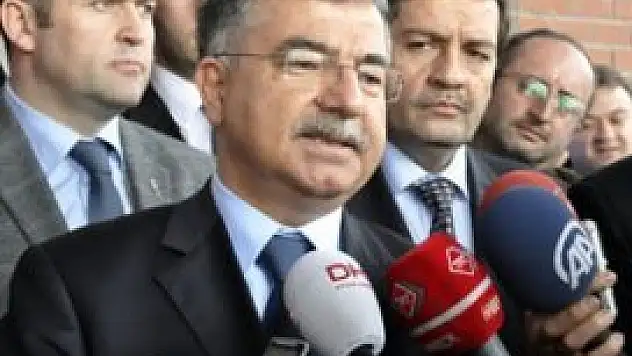 Milli Savunma Bakanı Yılmaz Konya'da
