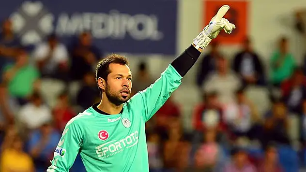 Serkan, Galatasaray ile dirsek temasında!