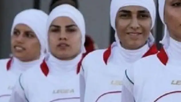 FIFA'dan başörtüsüne izin çıktı