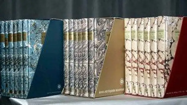 Mevlana'nın ''gel'' çağrısı 22 dilde