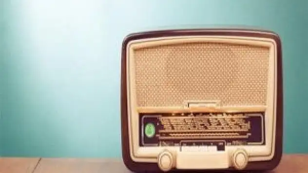 İslamı radyolardan da azaltmak istediler