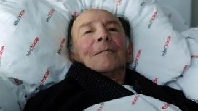 Münir Özkul yaşıyor!