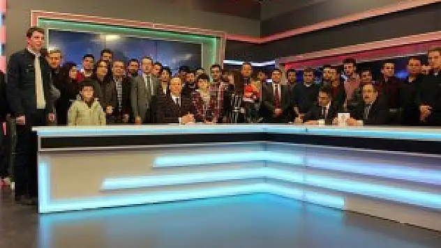 Kontv, Yeni Binasına Canlı Yayında Taşındı