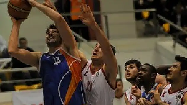 Ukrayna'daki ULEB maçı iptal oldu