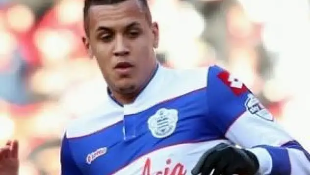 Yedek kulübesinde efkar sigarası!