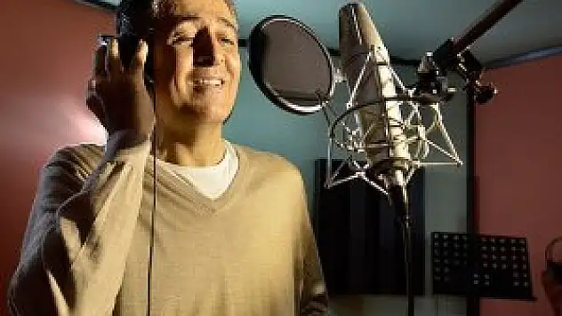 Uzun Adam şarkısı sadece bir kıvılcım