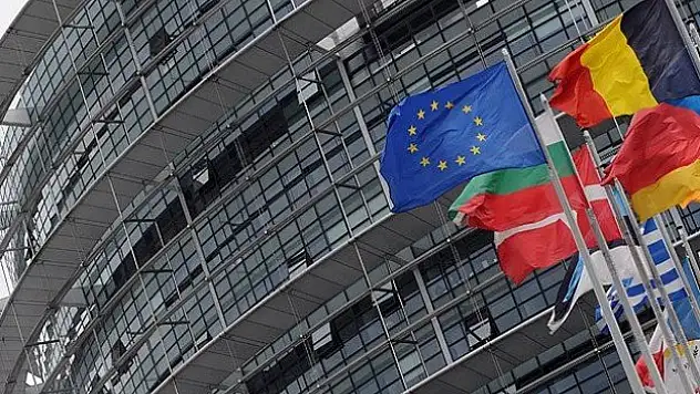 AB dışişleri bakanları 'olağanüstü' toplandı