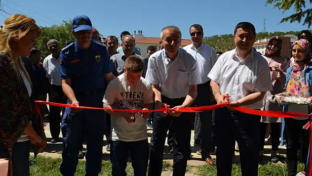 Ilgın'da engelli öğrencilerden sergi
