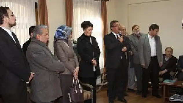 Başkan Hançerli'den emekli konaklarına ziyaret