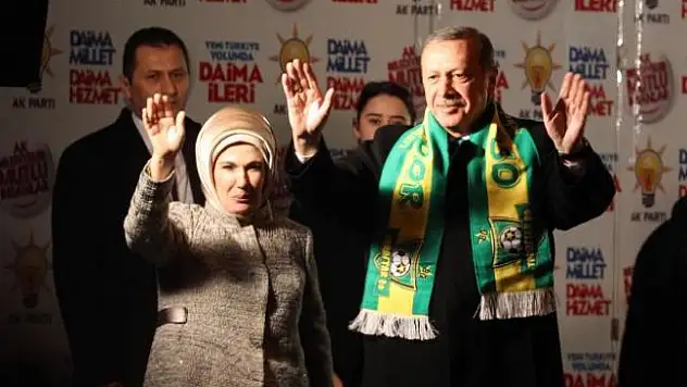 Osmaniye'de muhteşem kalabalığa seslenen Başbakan,'Rabbim dirliğimizi, birliğimizi, dayanışmamızı muhafaza eylesin'