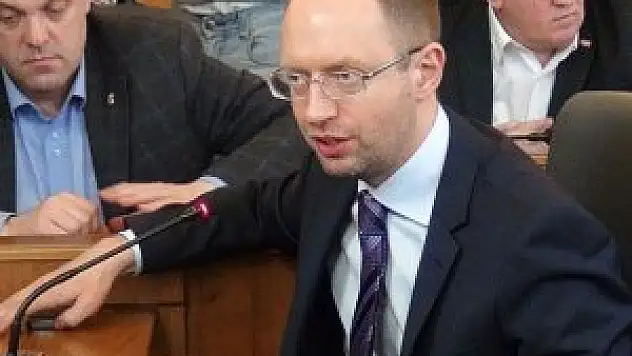 Siyasi ve diplomatik bir çözümden yanayım