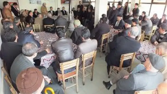 Gülay Samancı Derebucak Ve Beldelerinde Vatandaşla Buluştu