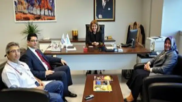 Konuk evindeki kadın ve çocuklara sağlık taraması