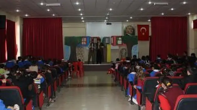 Derbent'te öğrencilere su tasarrufu tiyatro oyunu ile anlatıldı