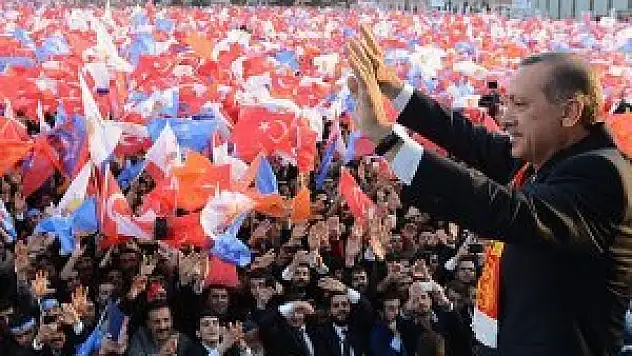 Malatya'da coşkulu bir kalabalığa konuşan Başbakan, 'Bunlar cemaat değil örgüt'