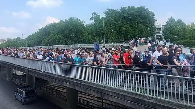 Yurt dışı seçim sandıklarında rekor katılım