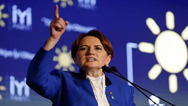 Akşener'e tepki gösteren kişiye darp