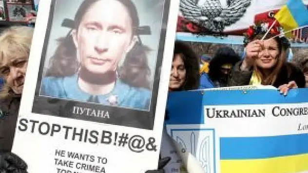 Beyaz Saray önünde Rusya protestosu