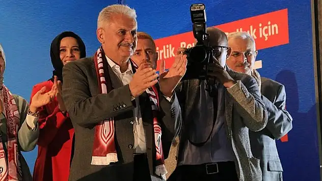 Başbakan Yıldırım: 24 Haziran yeni bir dönemin başlangıcı olacak